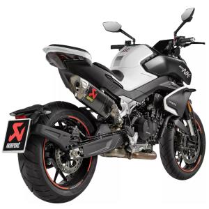 Escape Akrapovic carbono CF MOTO 800NK 2023-